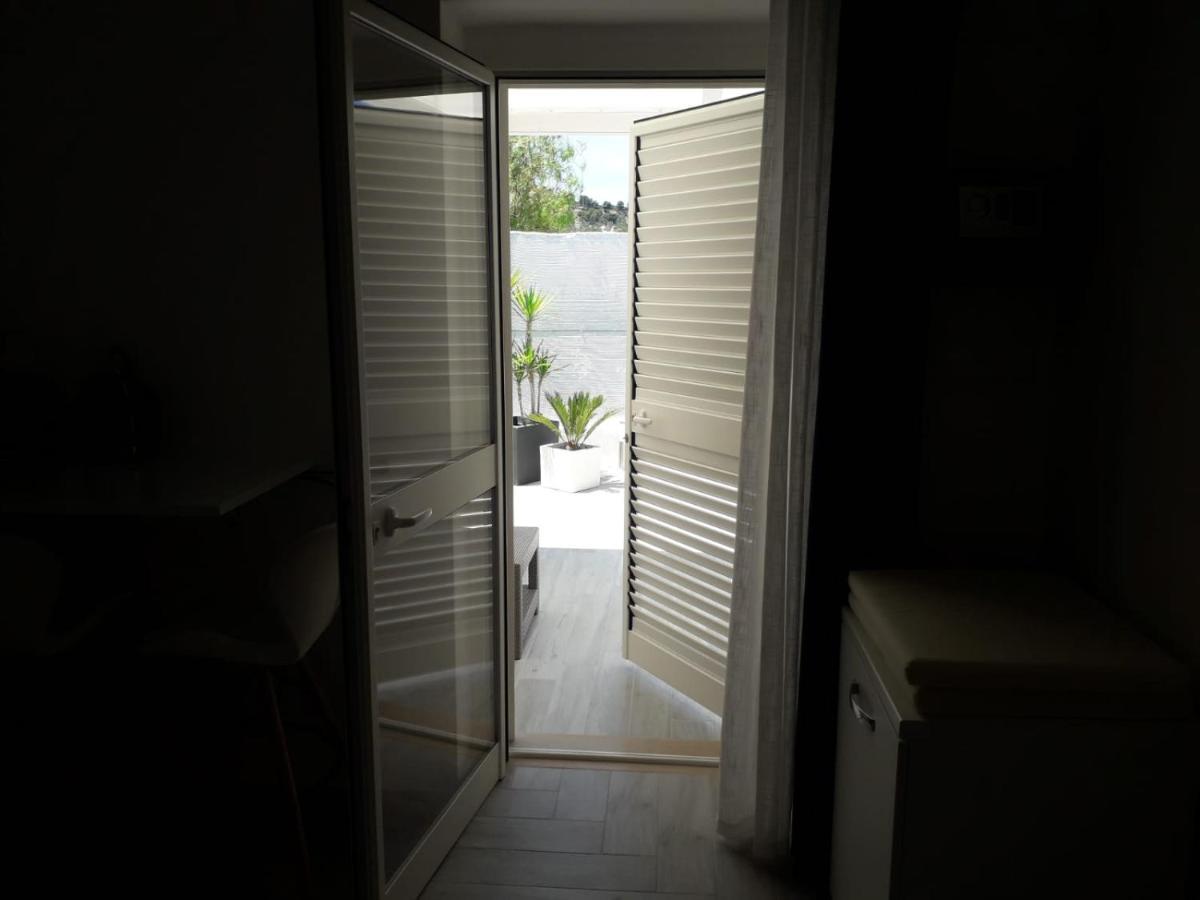 Aquamari B&B เวียสเต ภายนอก รูปภาพ